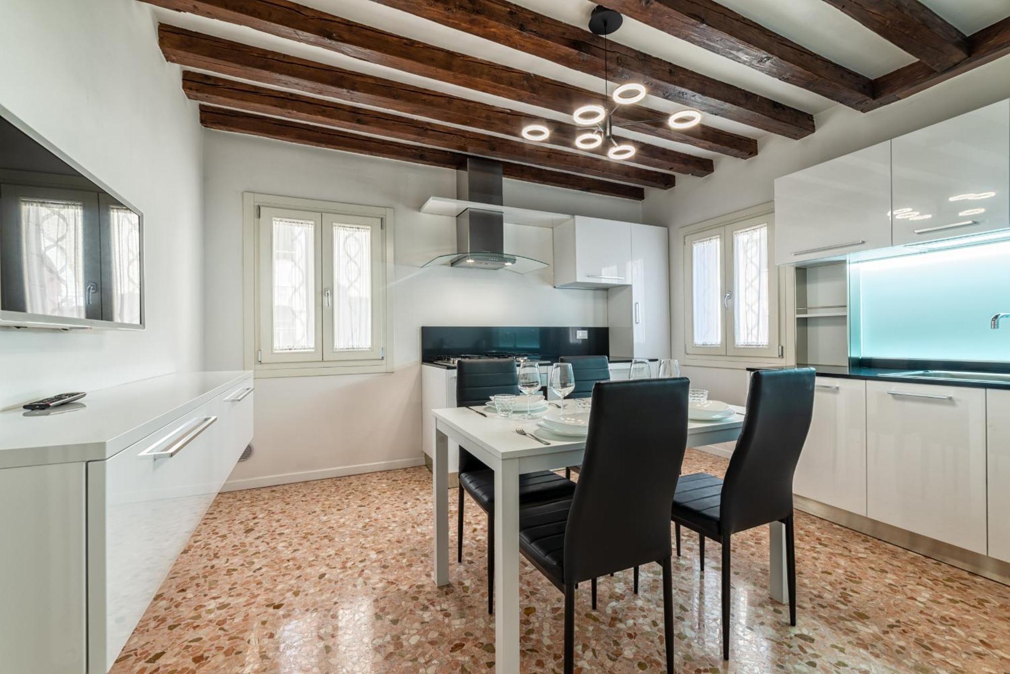 Casanova Fenice - Canal View Venedik Oda fotoğraf